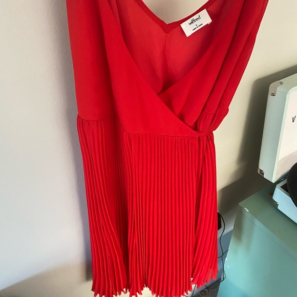NWT Aritzia Wilfred Beaune Dress in Goji Berry - Picture 2 of 4